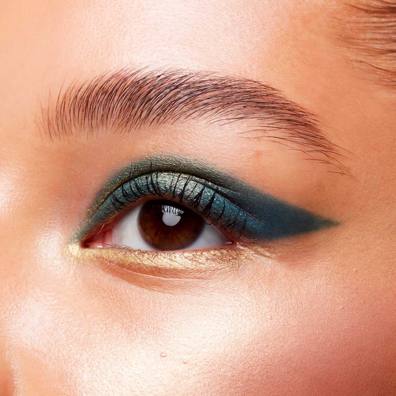 EYE SHADOW X 8: MARVEL STUDIOS&rsquo; BLACK PANTHER (PALETA DE SOMBRAS)